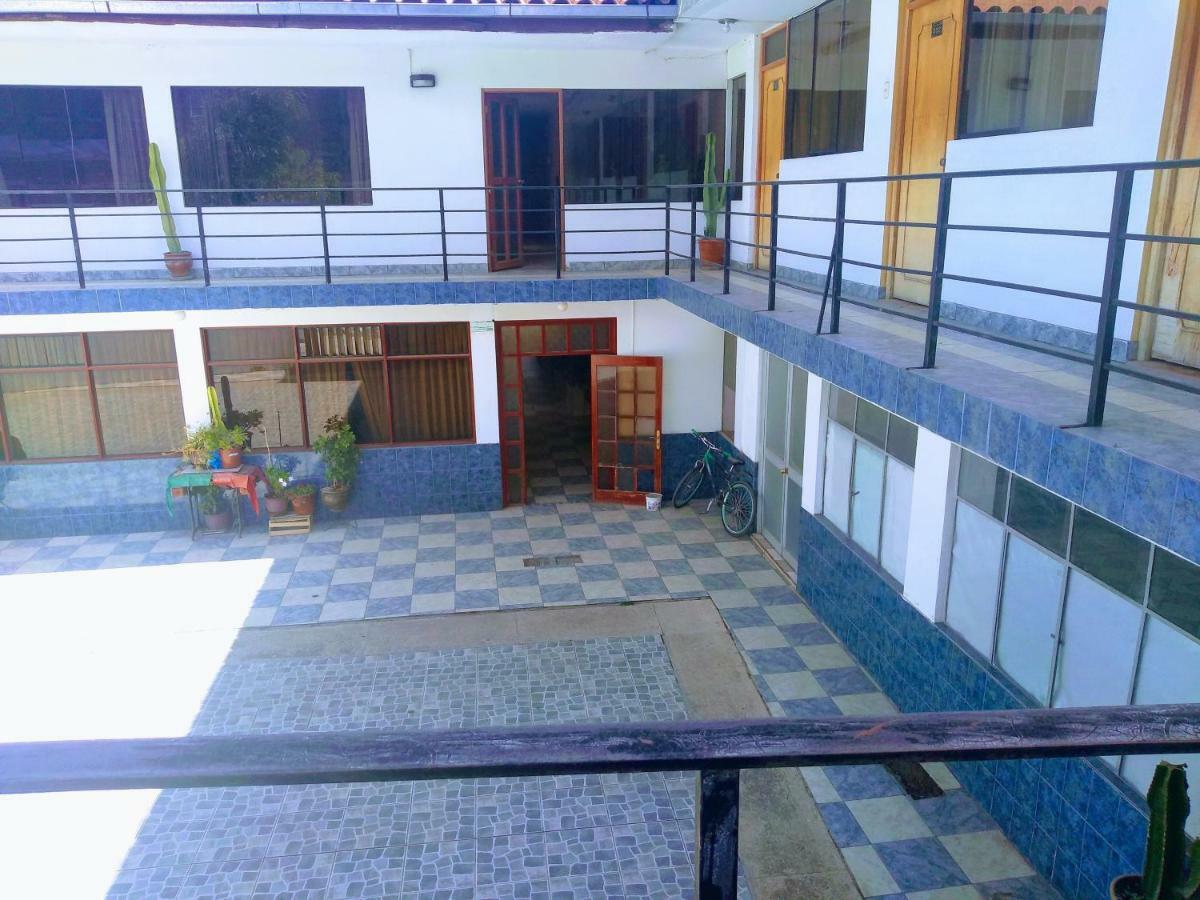 Casa Blanca Hospedaje Huamancaca Exterior foto