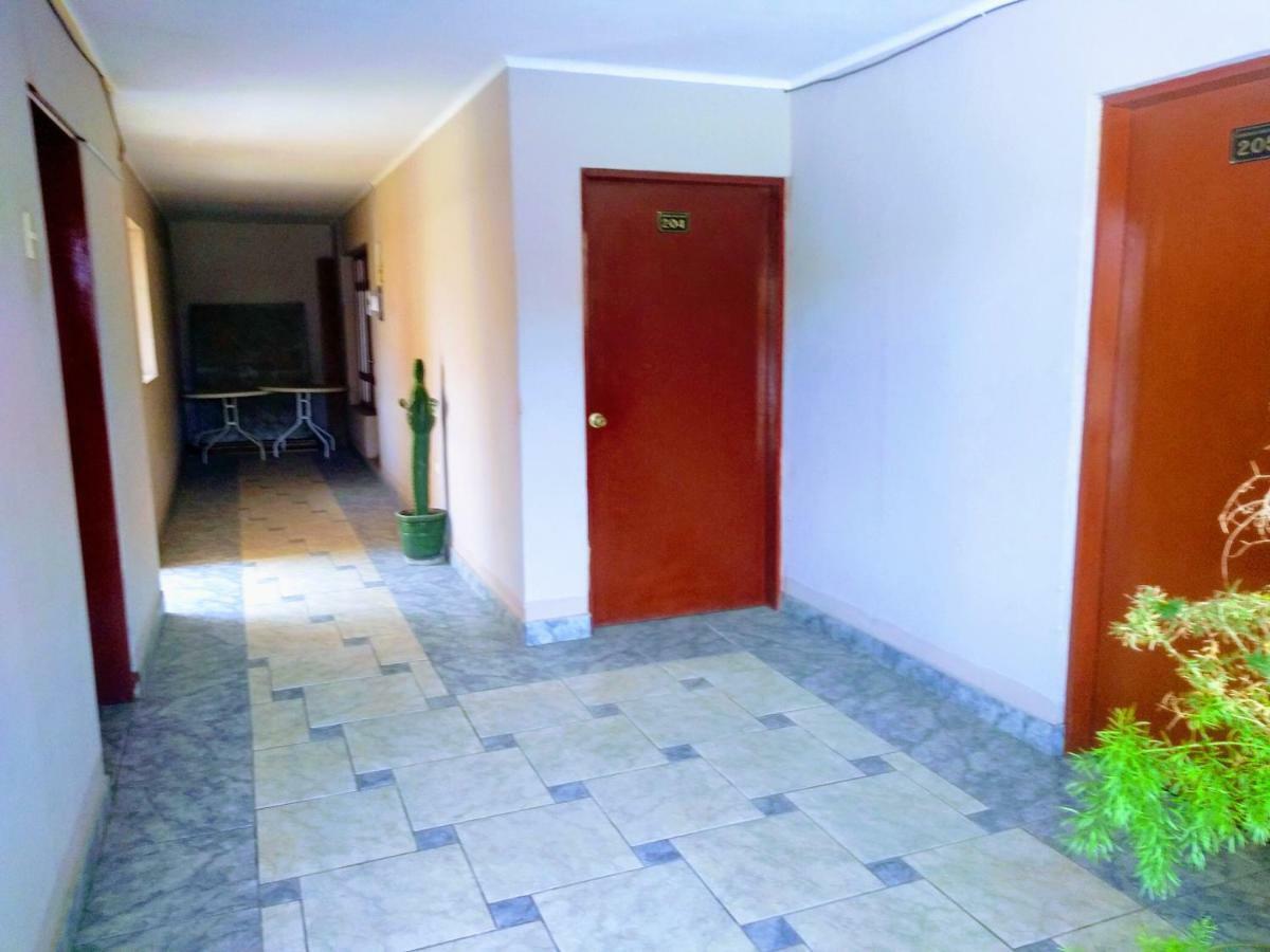 Casa Blanca Hospedaje Huamancaca Exterior foto