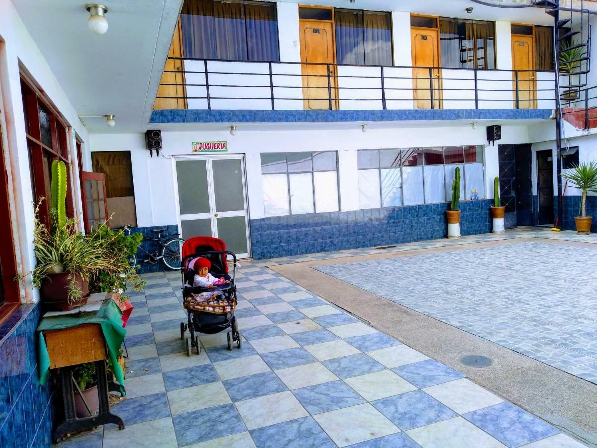 Casa Blanca Hospedaje Huamancaca Exterior foto